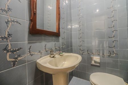 Casa à venda com 159m², 3 quartos e 2 vagasLavabo