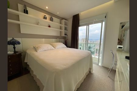 Apartamento à venda com 186m², 3 quartos e 5 vagasSuíte 1