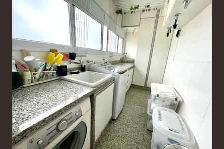 Apartamento à venda com 186m², 3 quartos e 5 vagasCozinha