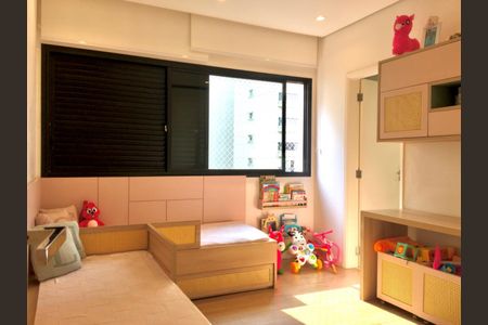 Apartamento à venda com 240m², 4 quartos e 3 vagas Apartamento à venda com 240m², 4 quartos e 3 vagasFoto 06