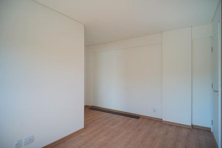 Apartamento à venda com 79m², 2 quartos e 1 vaga Apartamento à venda com 79m², 2 quartos e 1 vagaSuíte