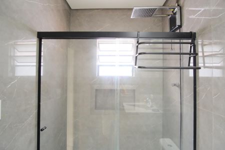 Casa à venda com 183m², 3 quartos e 4 vagasBanheiro da Suíte 2