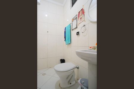 Casa à venda com 183m², 3 quartos e 4 vagasBanheiro de serviço