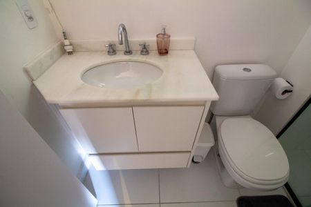 Apartamento à venda com 108m², 4 quartos e 2 vagas Apartamento à venda com 108m², 4 quartos e 2 vagasBanheiro da Suíte 1