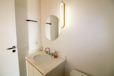 Apartamento à venda com 108m², 4 quartos e 2 vagas Apartamento à venda com 108m², 4 quartos e 2 vagasBanheiro da Suíte 1