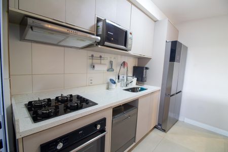 Apartamento à venda com 108m², 4 quartos e 2 vagas Apartamento à venda com 108m², 4 quartos e 2 vagasCozinha