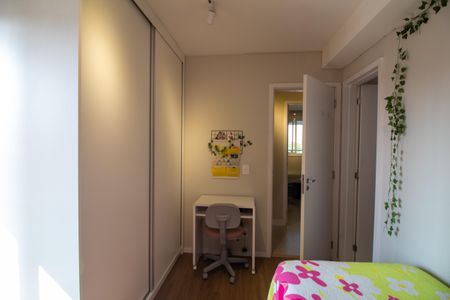 Apartamento à venda com 108m², 4 quartos e 2 vagas Apartamento à venda com 108m², 4 quartos e 2 vagasQuarto 2 - Suíte 1