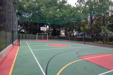 Apartamento à venda com 108m², 4 quartos e 2 vagas Apartamento à venda com 108m², 4 quartos e 2 vagasÁrea comum - Quadra