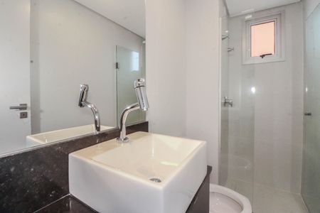 Apartamento à venda com 88m², 2 quartos e 1 vaga Apartamento à venda com 88m², 2 quartos e 1 vagaBanheiro Social