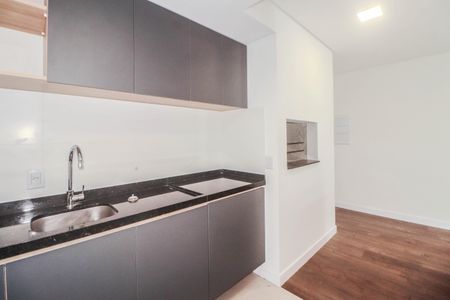 Apartamento à venda com 88m², 2 quartos e 1 vaga Apartamento à venda com 88m², 2 quartos e 1 vagaCozinha e Área de Serviço
