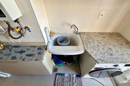 Apartamento à venda com 64m², 2 quartos e 1 vagaÁrea de Serviço