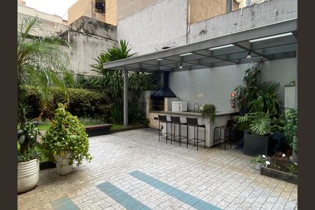 Apartamento à venda com 30m², 1 quarto e 1 vaga Apartamento à venda com 30m², 1 quarto e 1 vagaÁrea comum - Churrasqueira