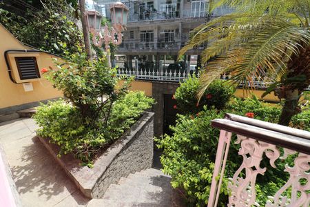 Casa à venda com 384m², 4 quartos e 2 vagasÁrea externa