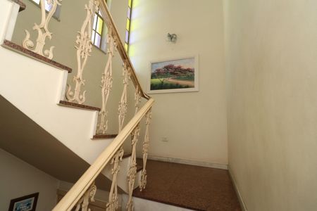 Casa à venda com 384m², 4 quartos e 2 vagasCorredor