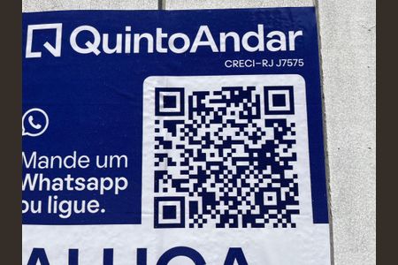 Casa à venda com 200m², 1 quarto e 4 vagas Casa à venda com 200m², 1 quarto e 4 vagasPlaca - QR code SNNX-371