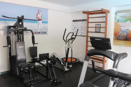 Apartamento à venda com 200m², 4 quartos e 2 vagasÁrea comum - Academia