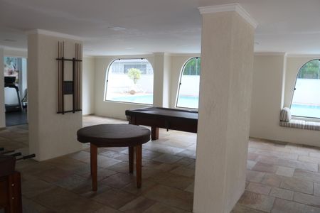 Apartamento à venda com 200m², 4 quartos e 2 vagasÁrea comum - Salão de jogos