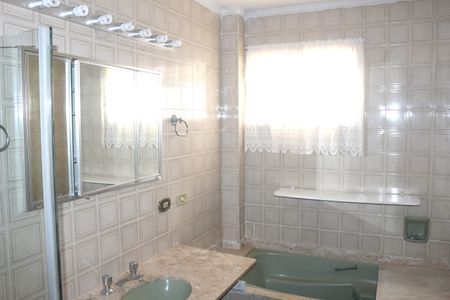 Apartamento à venda com 200m², 4 quartos e 2 vagasBanheiro 1