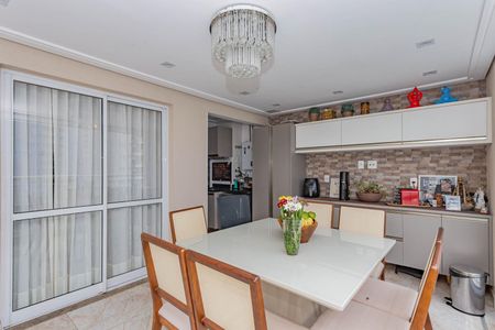 Apartamento à venda com 94m², 2 quartos e 2 vagasVaranda