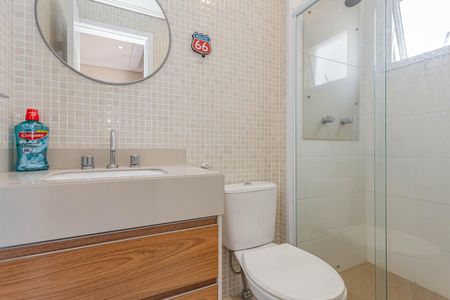 Apartamento à venda com 94m², 2 quartos e 2 vagasBanheiro da Suíte