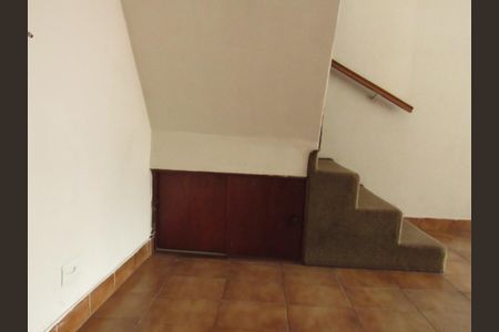 Casa à venda com 350m², 2 quartos e 2 vagasSala