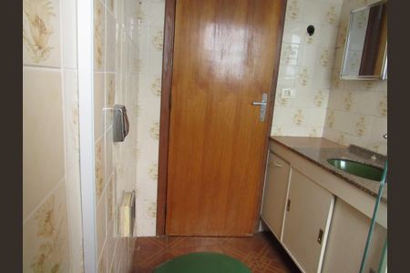 Casa à venda com 350m², 2 quartos e 2 vagasBanheiro