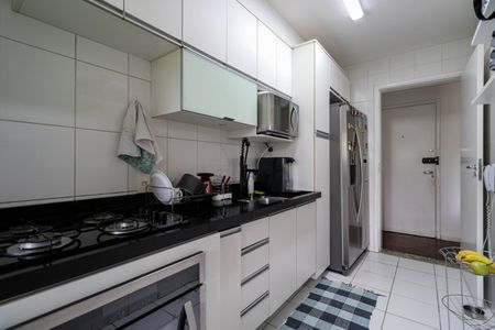 Apartamento à venda com 89m², 3 quartos e 2 vagas Apartamento à venda com 89m², 3 quartos e 2 vagasCozinha