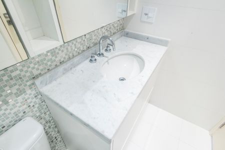 Apartamento à venda com 50m², 1 quarto e 2 vagas Apartamento à venda com 50m², 1 quarto e 2 vagasBanheiro da Suíte