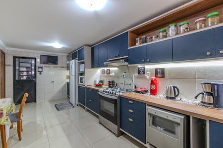 Casa à venda com 250m², 4 quartos e 2 vagasCozinha