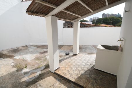 Casa à venda com 230m², 3 quartos e 5 vagasQuintal