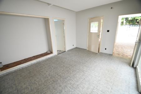 Casa à venda com 230m², 3 quartos e 5 vagasSala de Jantar