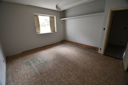 Casa à venda com 230m², 3 quartos e 5 vagasQuarto 2