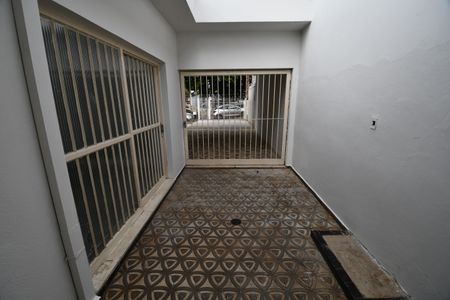 Casa à venda com 230m², 3 quartos e 5 vagasQuarto 1 - Vista