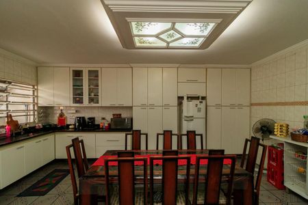 Casa à venda com 476m², 4 quartos e 3 vagasCozinha