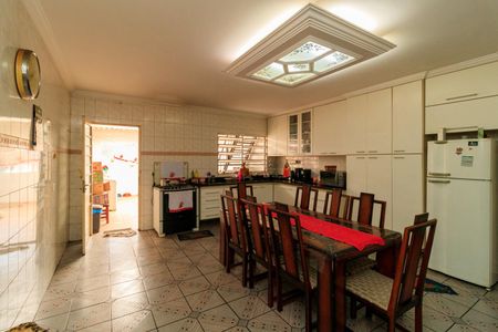 Casa à venda com 476m², 4 quartos e 3 vagasCozinha