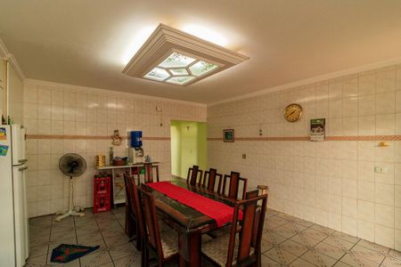 Casa à venda com 476m², 4 quartos e 3 vagasCozinha