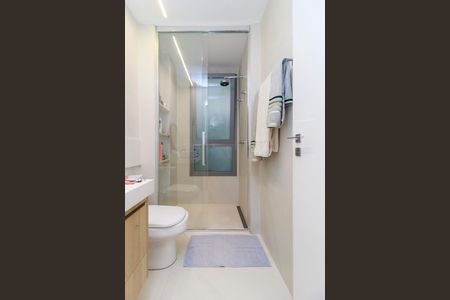 Apartamento à venda com 167m², 3 quartos e 3 vagasSuíte - Banheiro