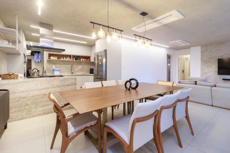 Apartamento à venda com 167m², 3 quartos e 3 vagasSala