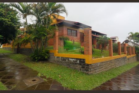 Casa à venda com 200m², 3 quartos e 2 vagasFachada