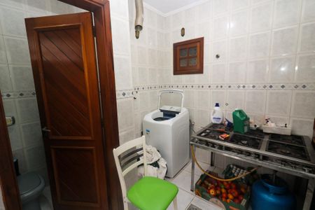 Casa à venda com 200m², 3 quartos e 2 vagasÁrea de Serviço