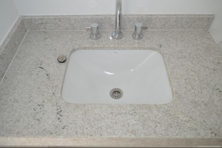 Apartamento à venda com 141m², 3 quartos e 2 vagasBanheiro da Suíte 2