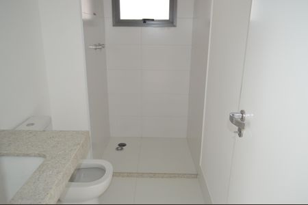 Apartamento à venda com 141m², 3 quartos e 2 vagasBanheiro da Suíte 2