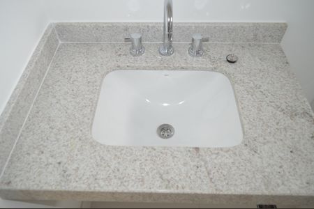 Apartamento à venda com 141m², 3 quartos e 2 vagasBanheiro da Suíte 1