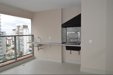 Apartamento à venda com 141m², 3 quartos e 2 vagasVaranda