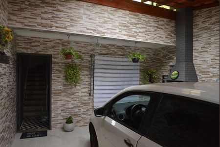 Casa à venda com 78m², 2 quartos e 2 vagasGaragem