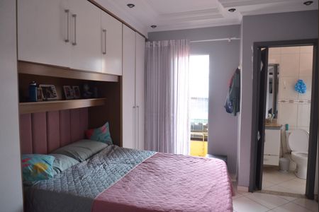 Casa à venda com 78m², 2 quartos e 2 vagasQuarto Suíte