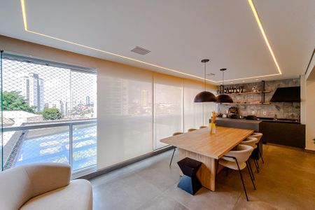 Apartamento à venda com 135m², 3 quartos e 3 vagasVaranda da Sala