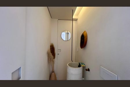 Apartamento para alugar com 66m², 1 quarto e 2 vagas Apartamento para alugar com 66m², 1 quarto e 2 vagasBanheiro da Suíte
