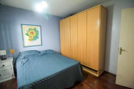 Casa à venda com 360m², 3 quartos e 6 vagas Casa à venda com 360m², 3 quartos e 6 vagasQuarto 1