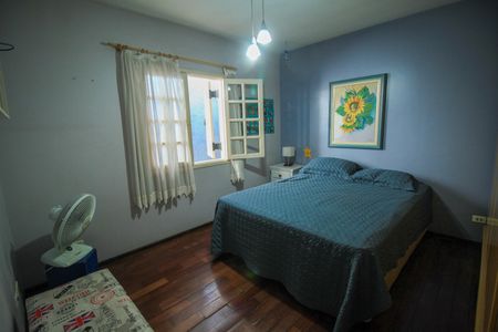 Casa à venda com 360m², 3 quartos e 6 vagas Casa à venda com 360m², 3 quartos e 6 vagasQuarto 1